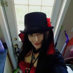 Meet your Posher, Donna